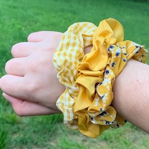 Yellow scrunchie pack